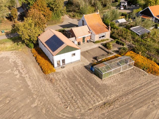 Weelweg 1, Sint-Maartensdijk