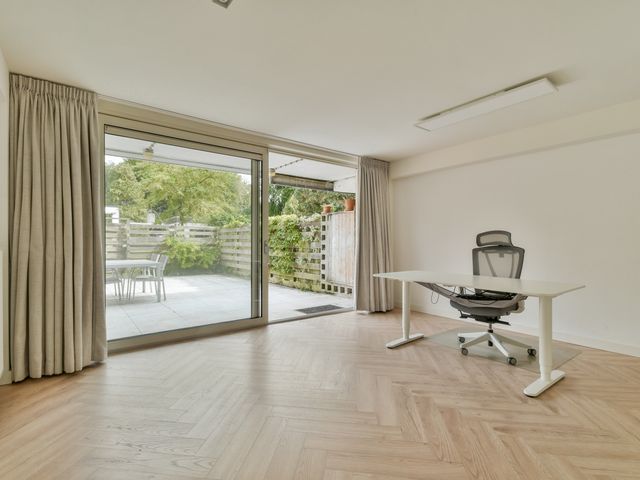 Olympus 20, Amstelveen