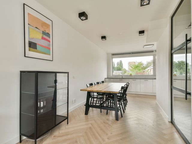 Olympus 20, Amstelveen