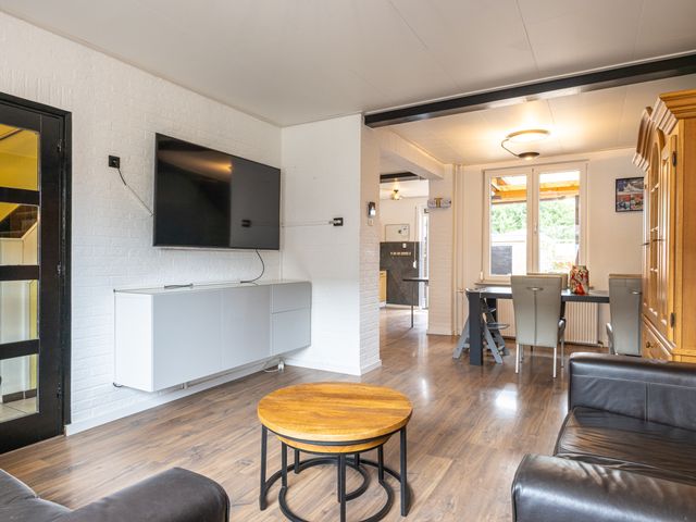 Burgemeester Loysonstraat 16, Landgraaf