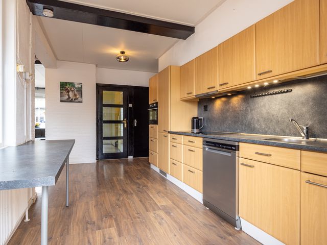 Burgemeester Loysonstraat 16, Landgraaf