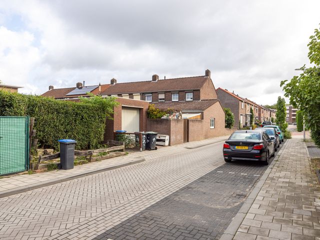 Middelburgstraat 8, Heerlen
