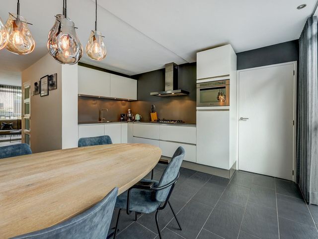 Janssoniushof 33, Waalwijk