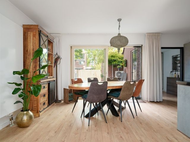 Stapelen 2, 's-Hertogenbosch