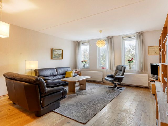 Boomsluiterskade 219, Den Haag