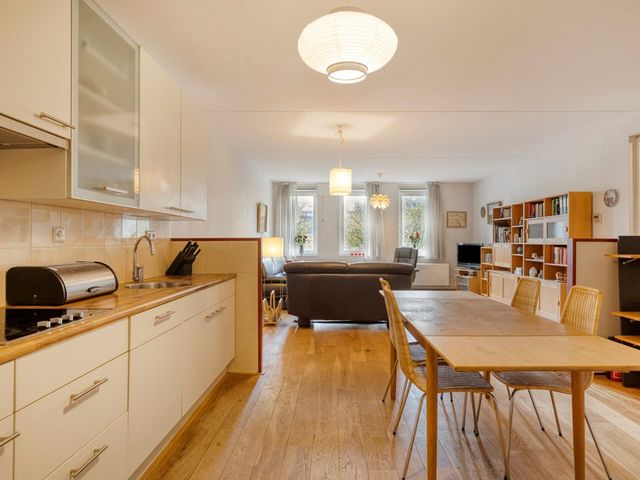 Boomsluiterskade 219, Den Haag