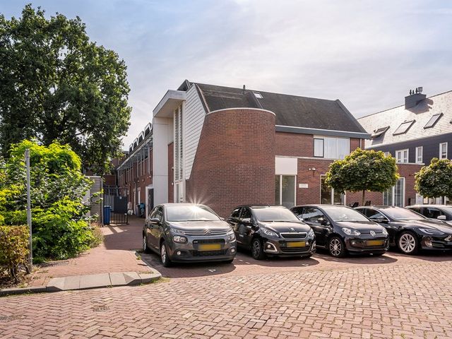 Kastanjehof 5, Maasland