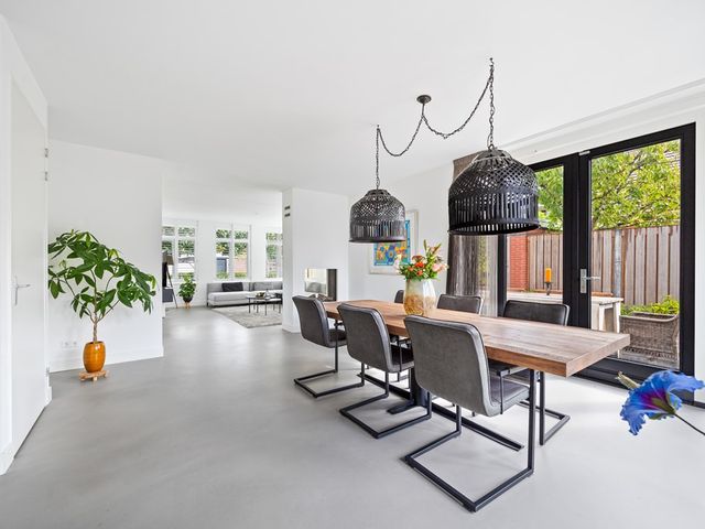 Oosteinde 79A, Den Haag