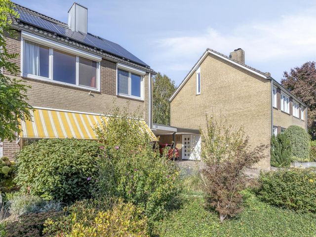 Planetenhof 60, Maastricht