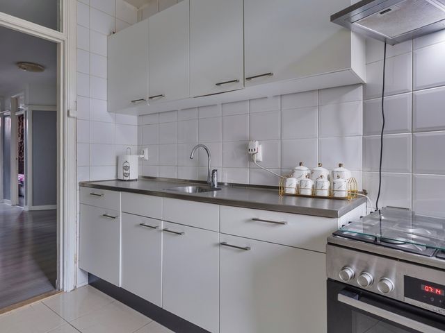 Vaassenstraat 8, Den Haag