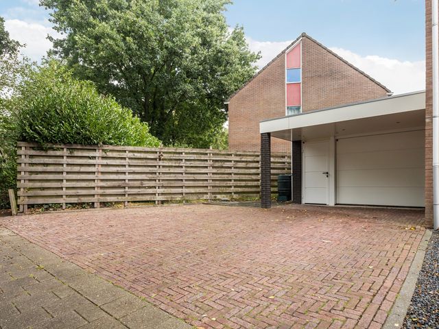 De Twee Gebroeders 104A, Drachten