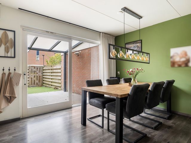 De Twee Gebroeders 104A, Drachten