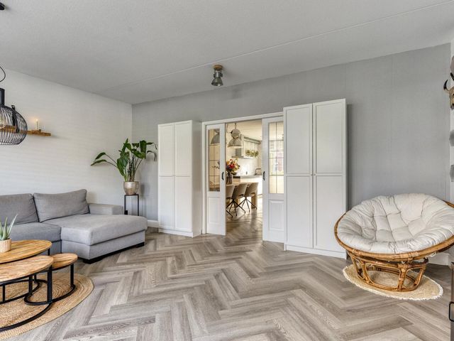 Veenendaalstraat 143, Tilburg