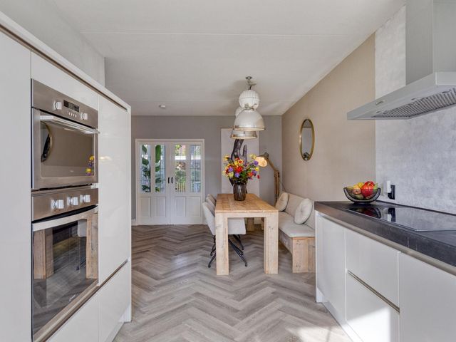 Veenendaalstraat 143, Tilburg