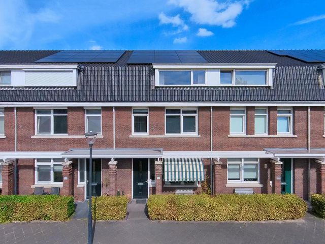 Veenendaalstraat 143, Tilburg