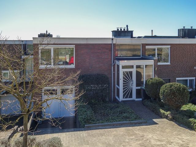 Op De Graaf 46, Oirsbeek
