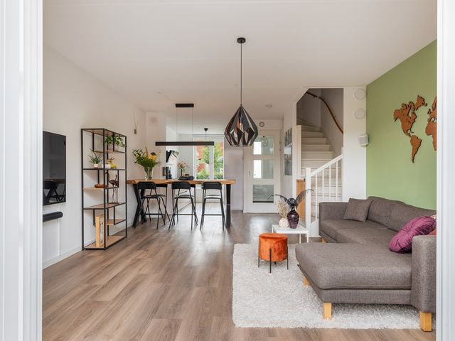 Vuurvlinderlaan 86, Den Haag