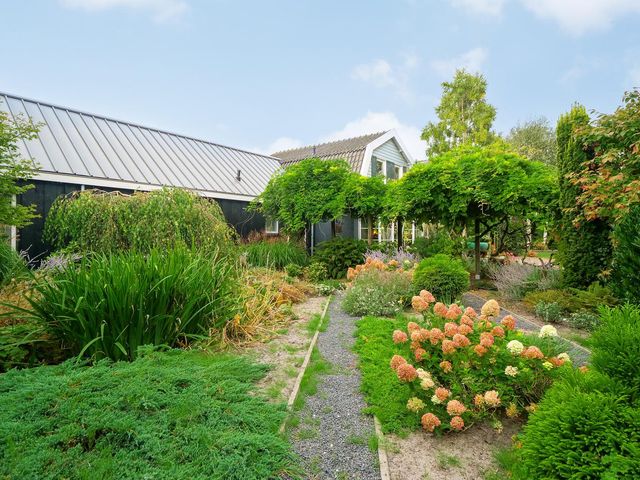 Zandvaart 142, Breezand