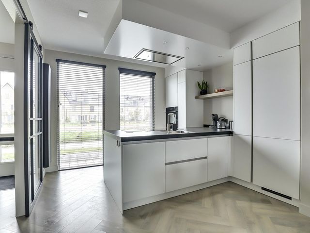 Breedkapper 4, De Lier