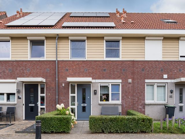 Karel Doormanstraat 70, Hellouw