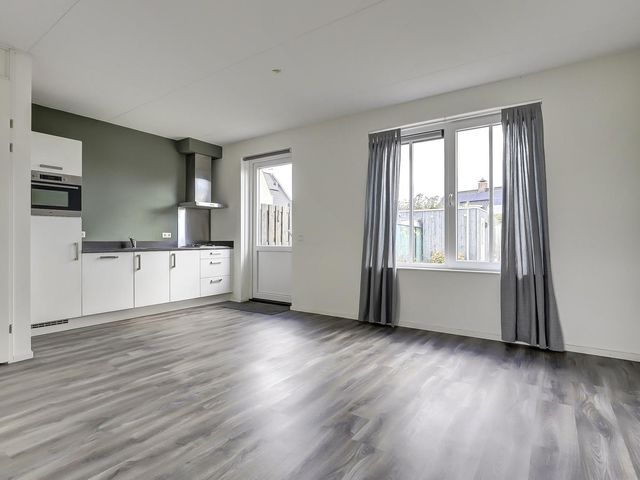 Eenhoorn 14, Kruiningen