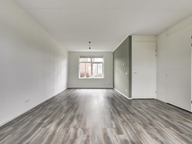 Eenhoorn 14, Kruiningen
