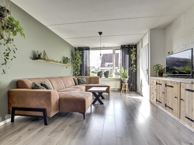 Deltastraat 11, Wemeldinge