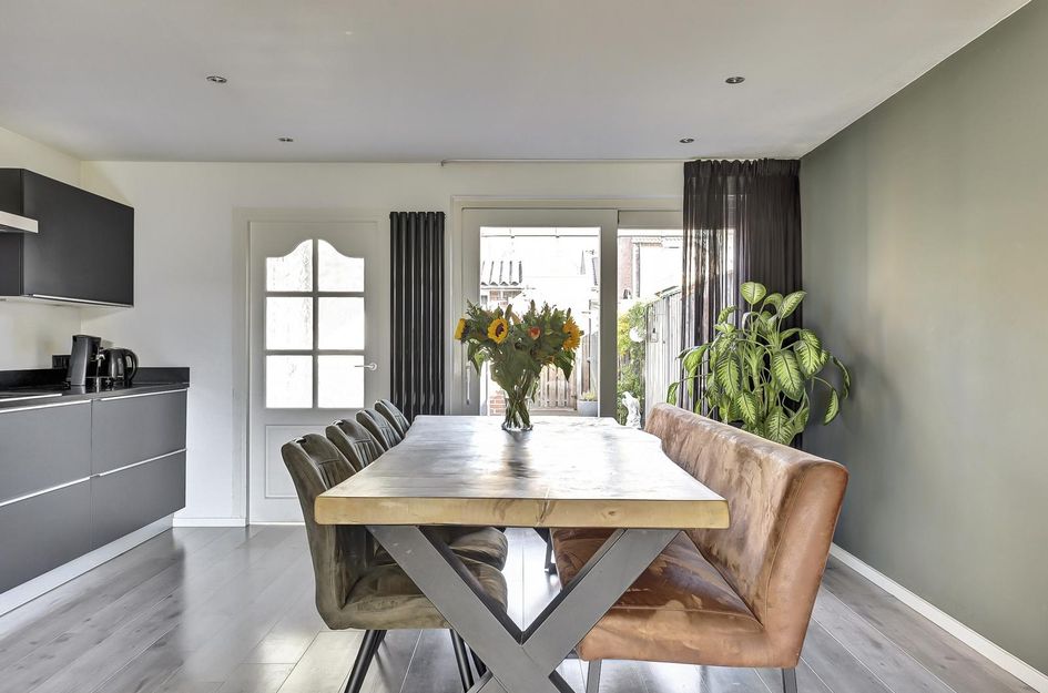 Deltastraat 11