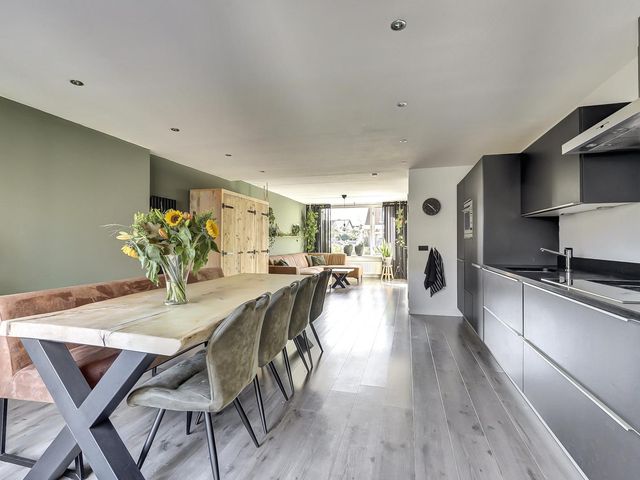 Deltastraat 11, Wemeldinge
