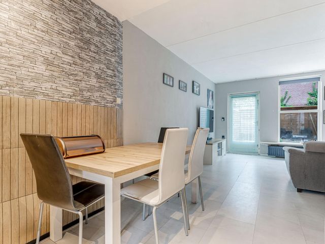 De Stelling 11 15, Lelystad