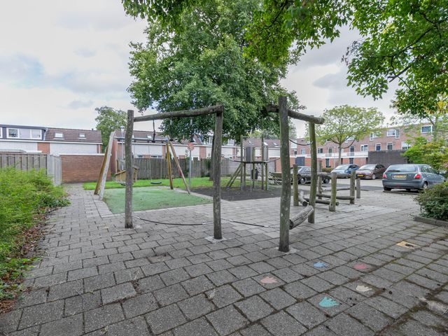 Oksholm 62, Hoofddorp