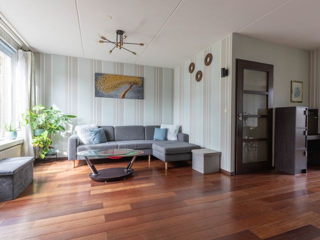 Oksholm 62, Hoofddorp