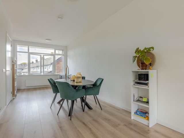 Dorpsweg 61B 02, Rotterdam