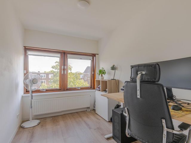 Dorpsweg 61B 02, Rotterdam