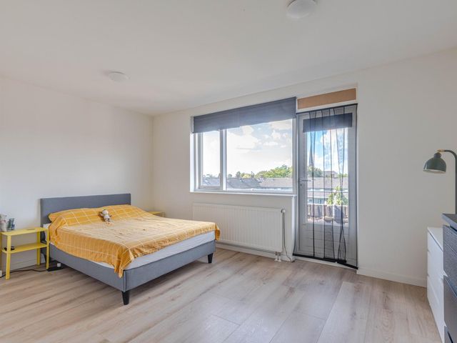 Dorpsweg 61B 02, Rotterdam