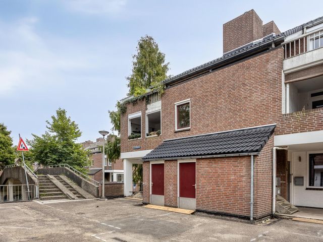 Ovidiushof 1B, Maastricht