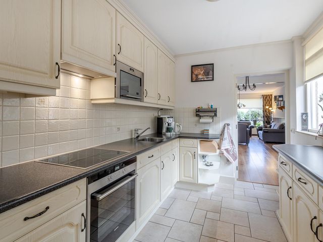 Groot Veldsweer 129, Hardinxveld-Giessendam