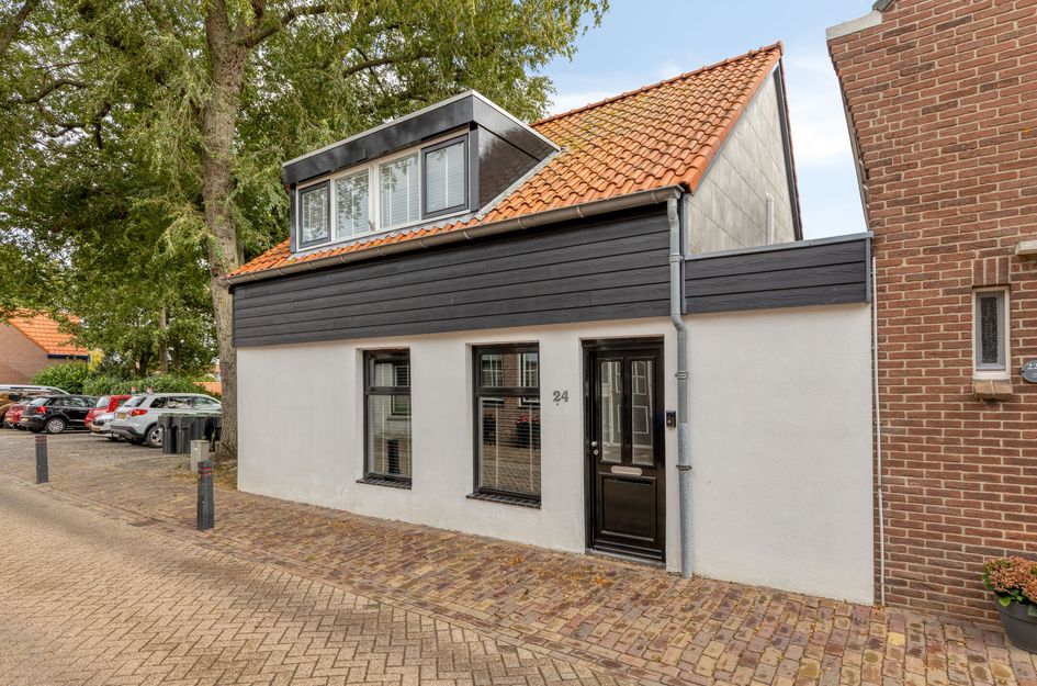 Molendijk 24
