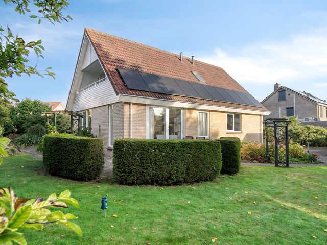Prins Bernhardstraat 29, Ooltgensplaat