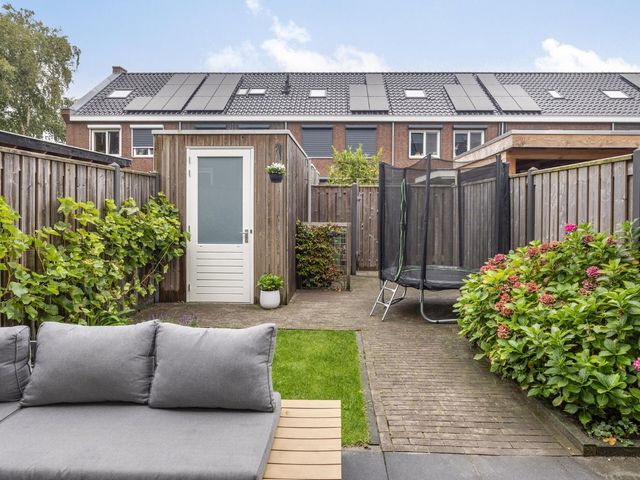 Oosterlandenerf 88, IJsselmuiden