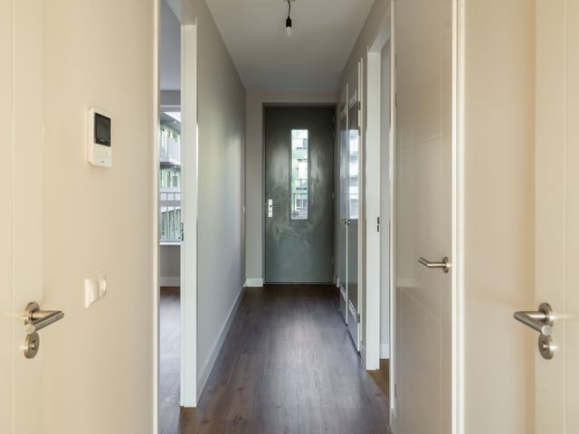 Perzikweg 106, Leiden