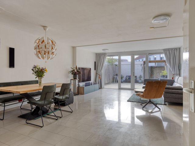 Cavansalaan 23, Veenendaal