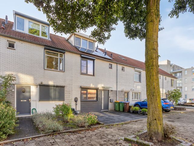 Cavansalaan 23, Veenendaal