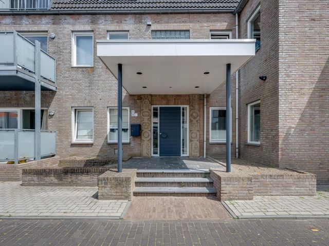 St. Janstraat 8d, Hoeven