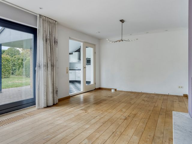 Willem Barentszlaan 5, Hulst