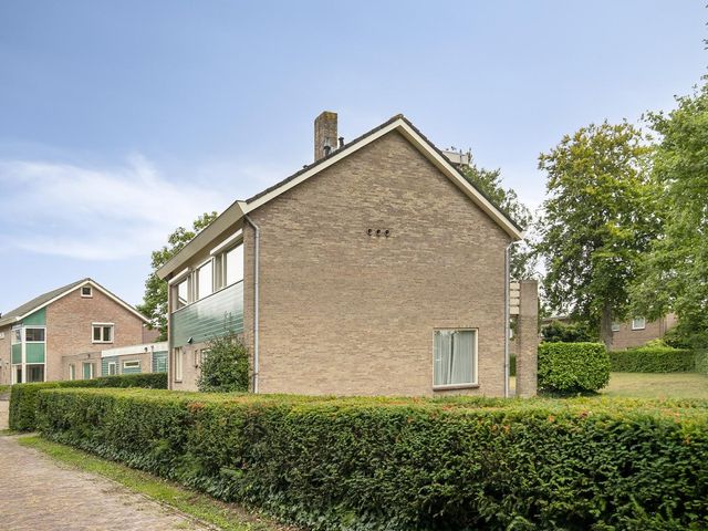 Nassaustraat 10, Terneuzen