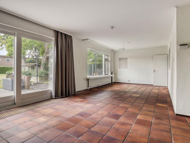 Nassaustraat 12, Terneuzen