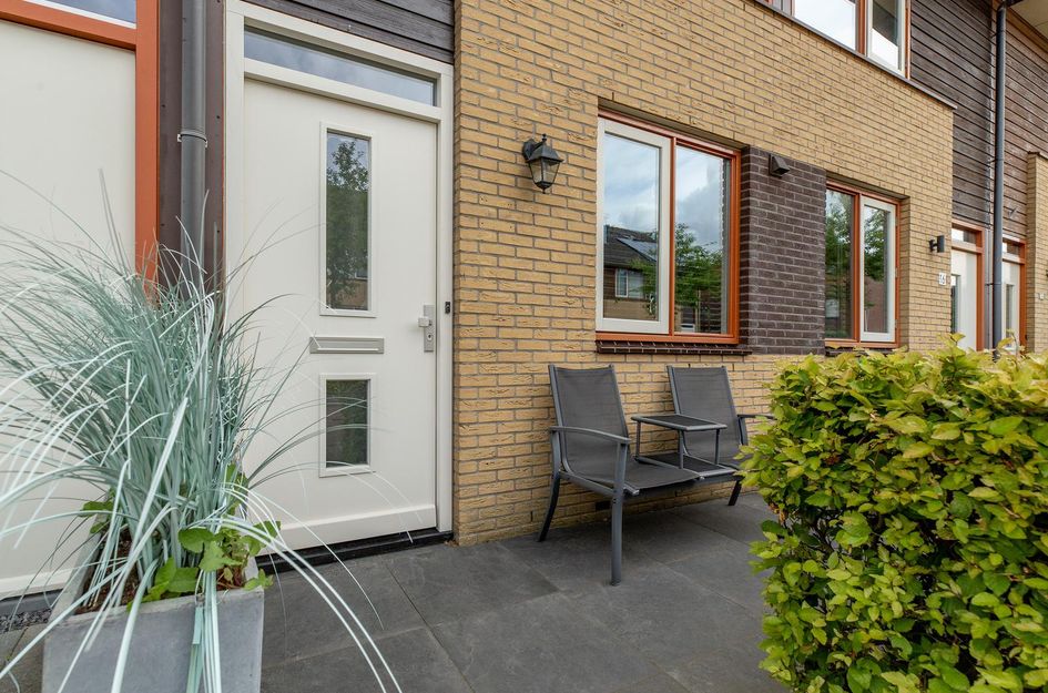 Van der Linden-akker 14