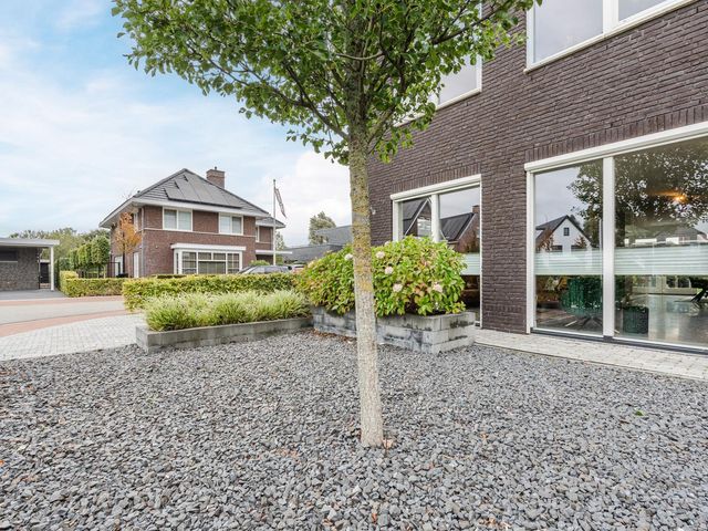 Edelhert 1, Hoogeveen