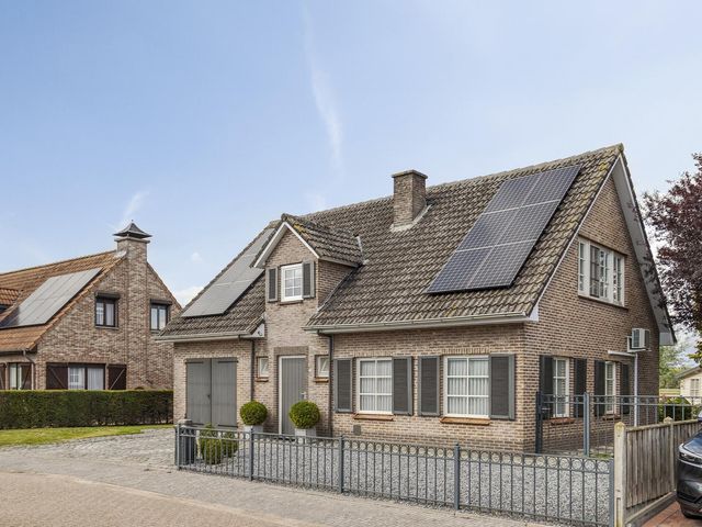 Ruysdaelstraat 48, Clinge